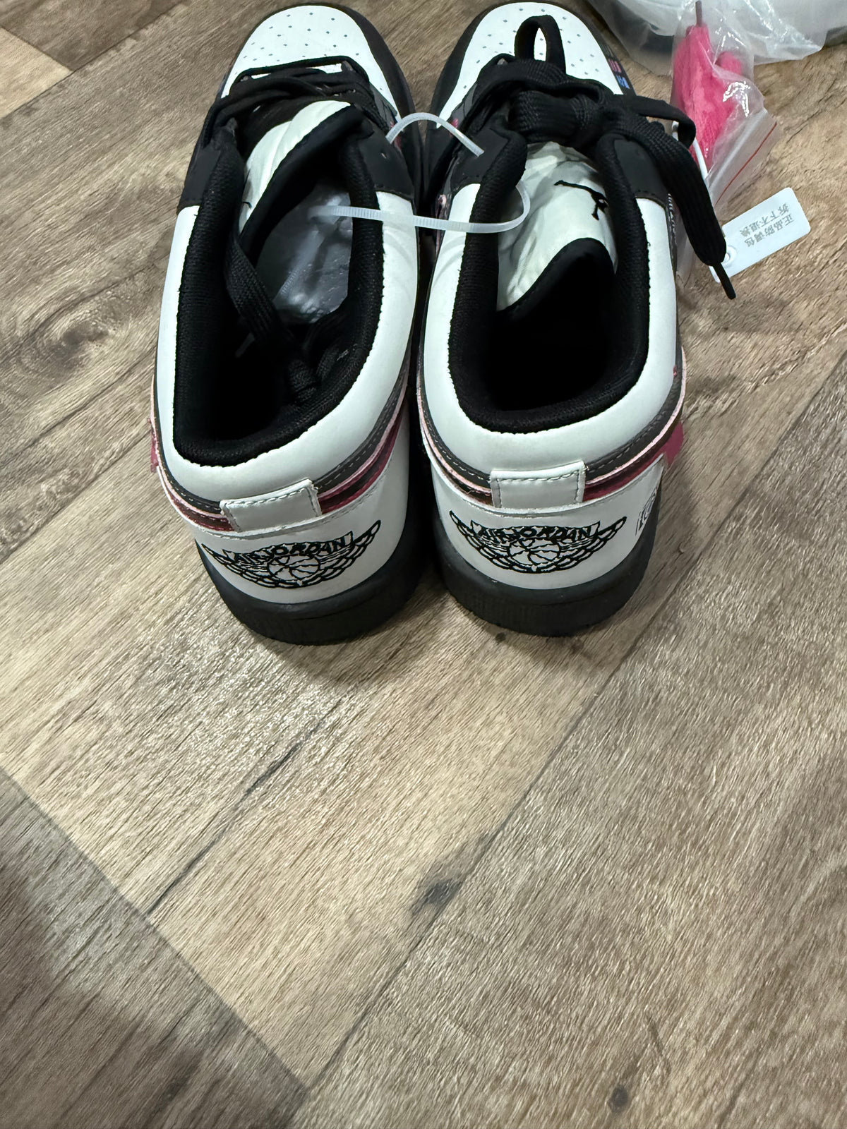 Sneakers