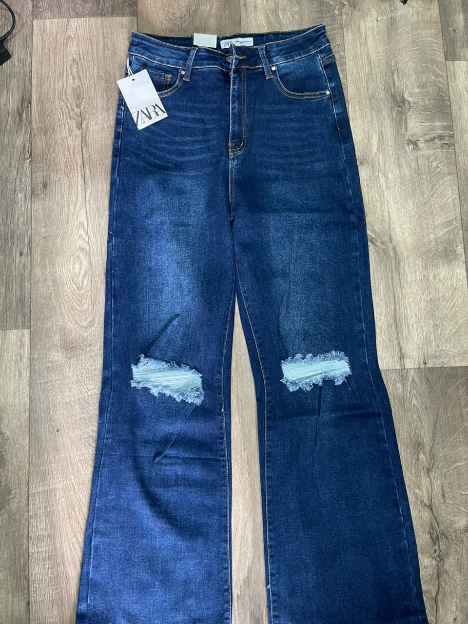 U062 stretchy ripped boyfriend jeans