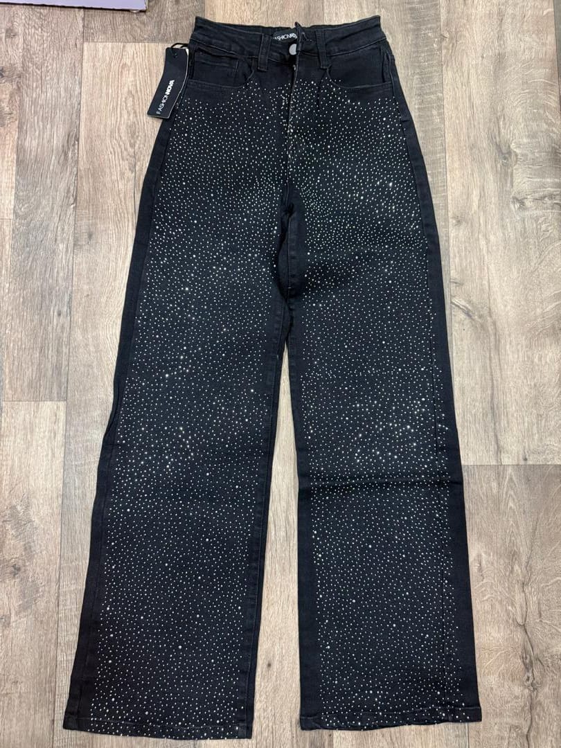 W16 studded boyfriend jean
