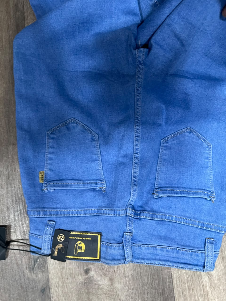 Skinny jeans