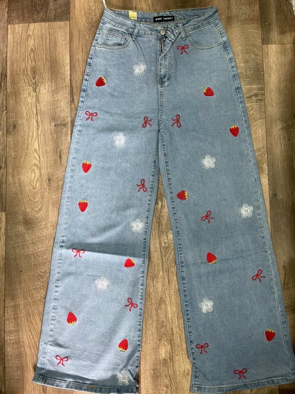 8898# stretchy boyfriend jeans