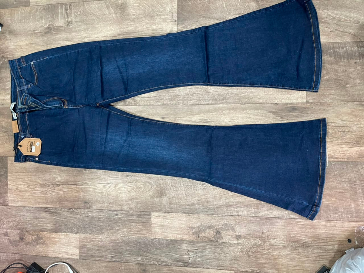 8007 stretchy boot cut jeans