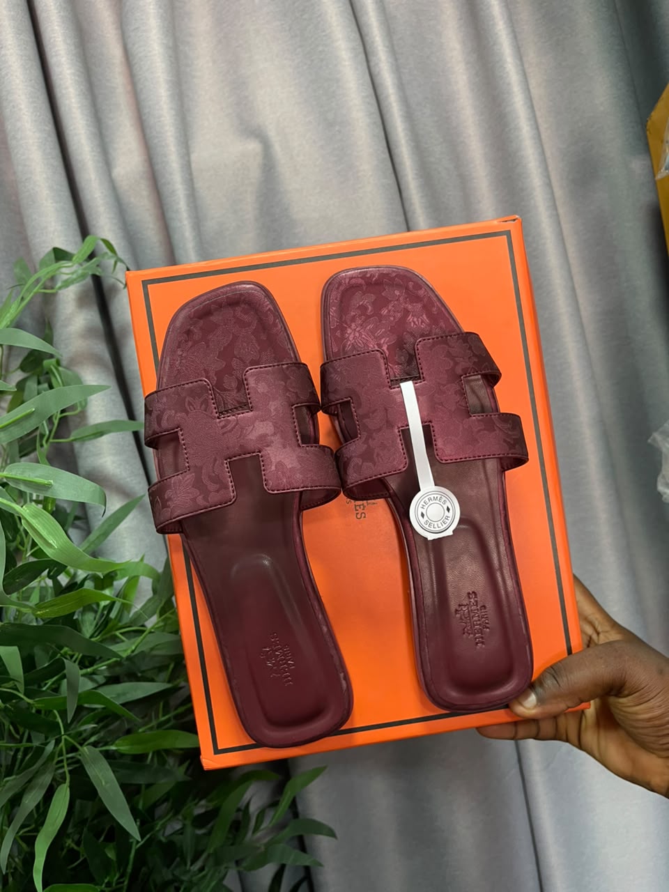 Hermes slippers