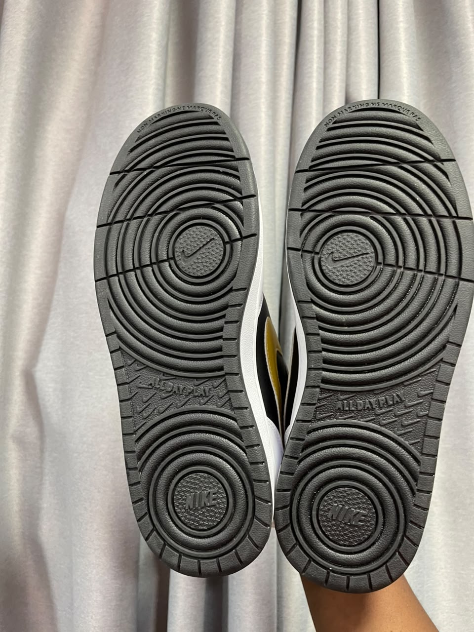 Sneakers 2 2526042