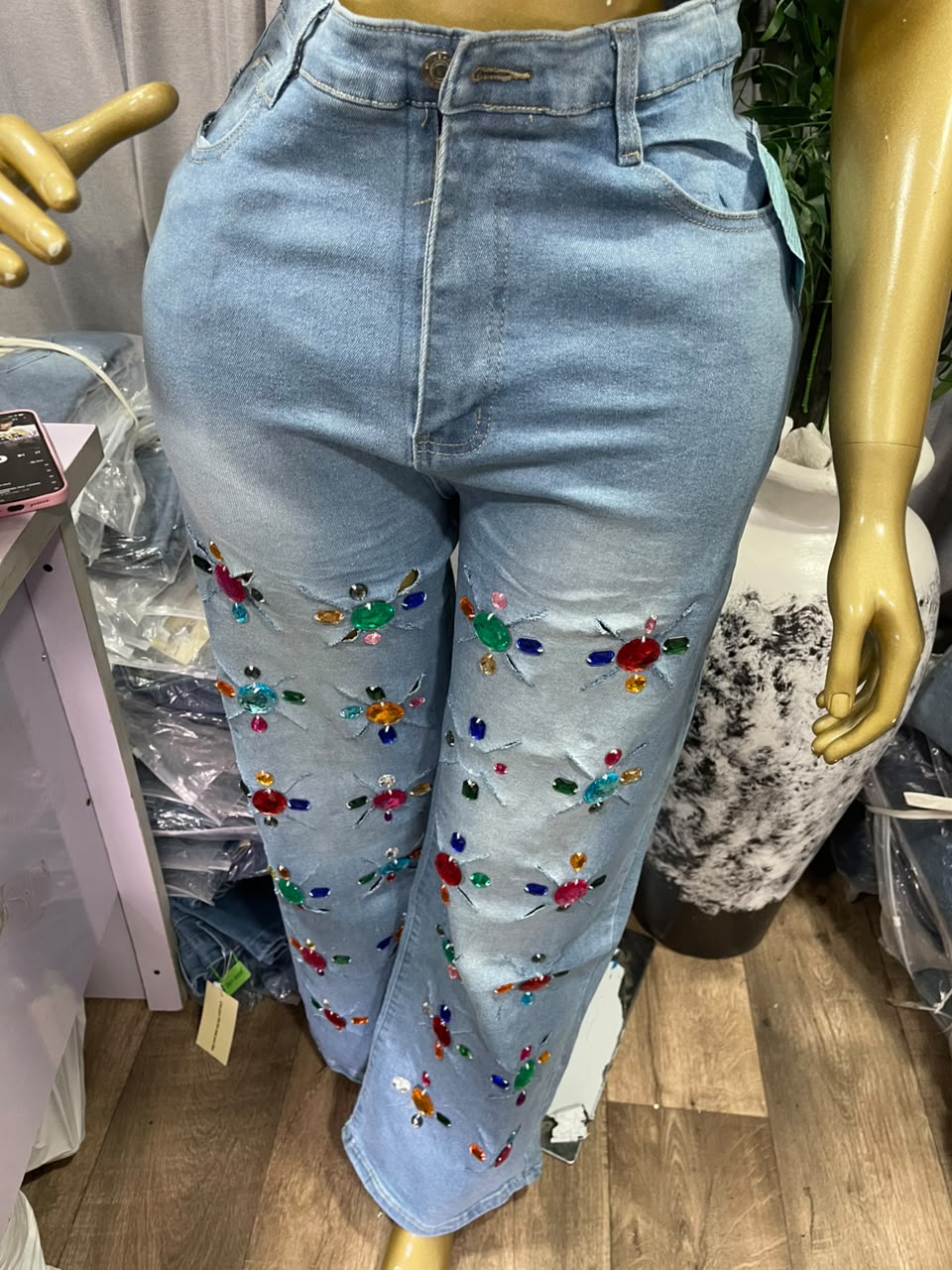 Stretchy boyfriend jean