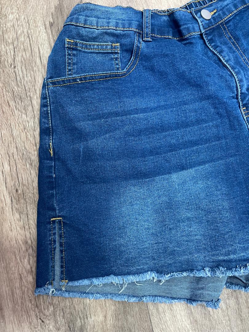 252649