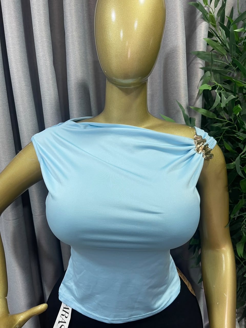 612